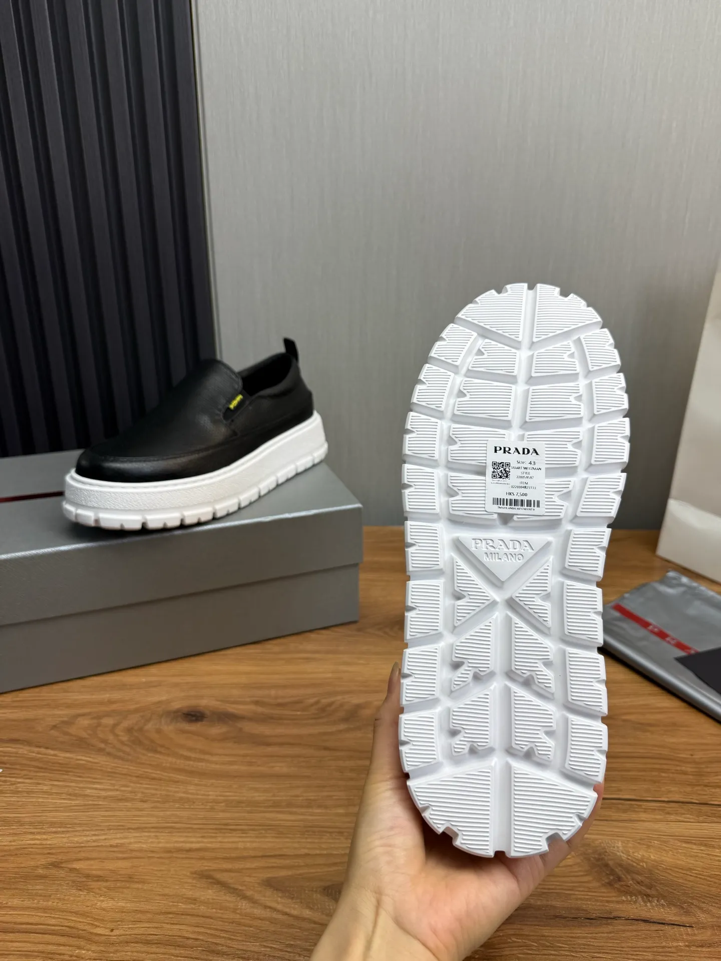 Men's shoes 💰580💰 [PRADA] Men's shoes are popular in the counter, official website is synchronized, 1 high-quality shipment ✔️Imported cowhide punching + cowhide lining, 1🆚1 replica, original sole, 38-45 (45 customized, non-refundable)